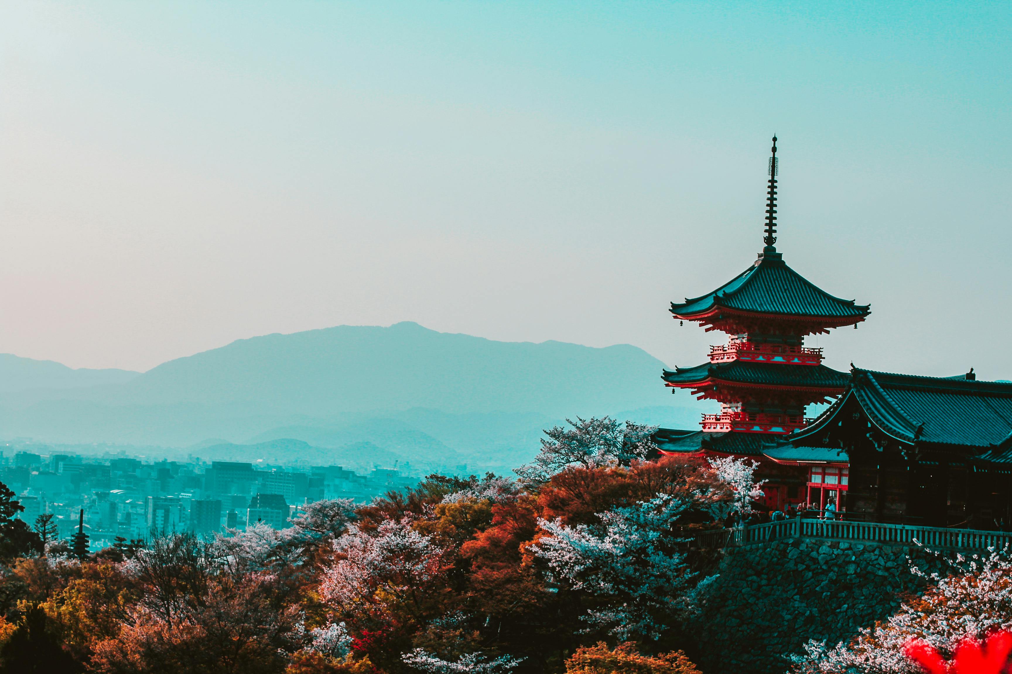 Panorama Tokio o zachodzie słońca